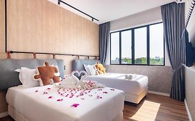 Bagan Suite